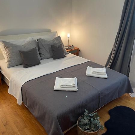 Sanmari Hotell Novi Vinodolski Exteriör bild