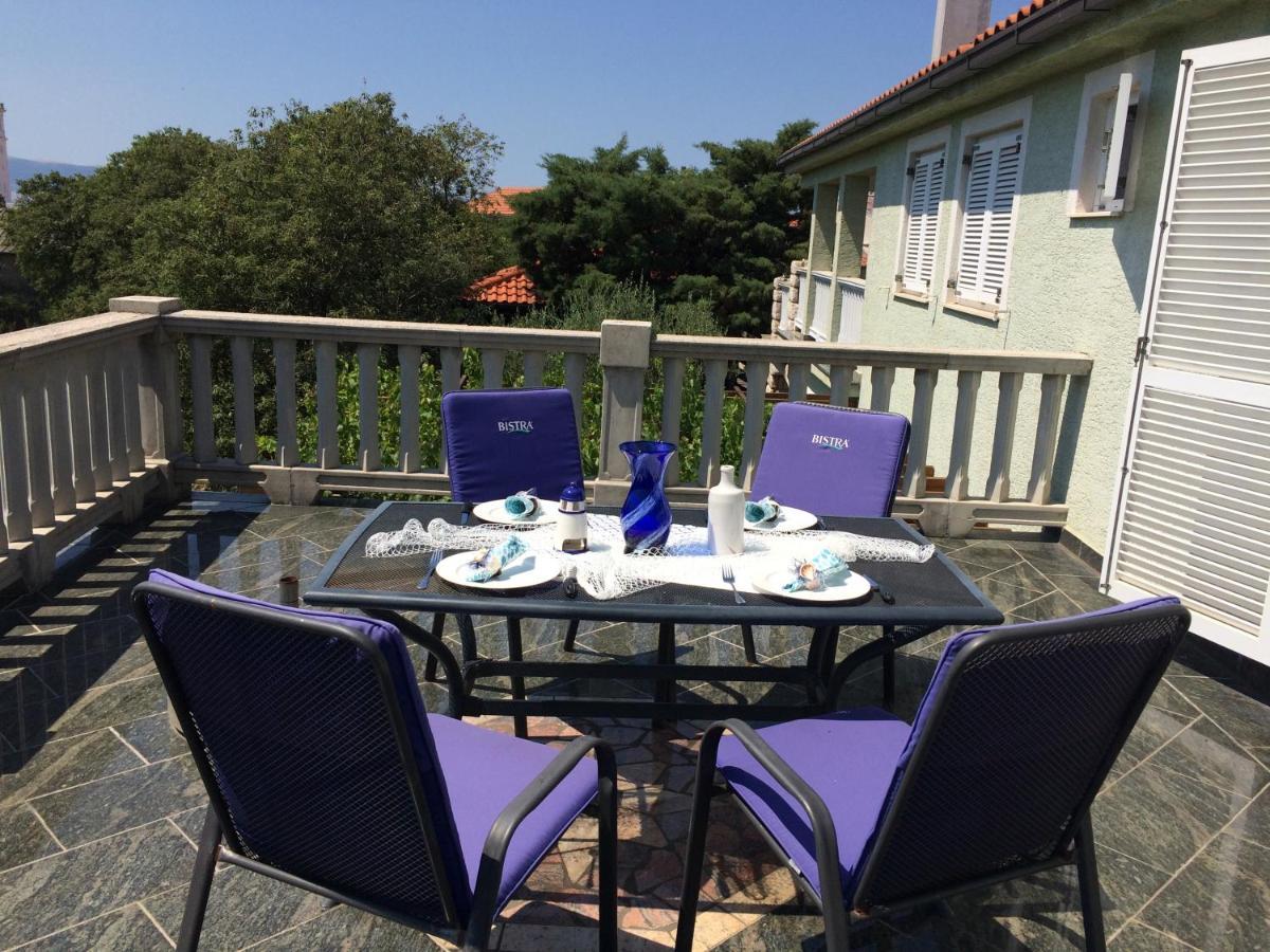 Sanmari Hotell Novi Vinodolski Exteriör bild