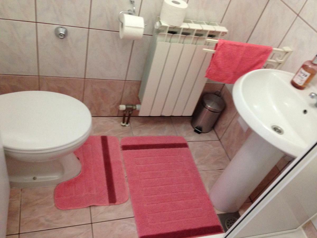 Sanmari Hotell Novi Vinodolski Exteriör bild