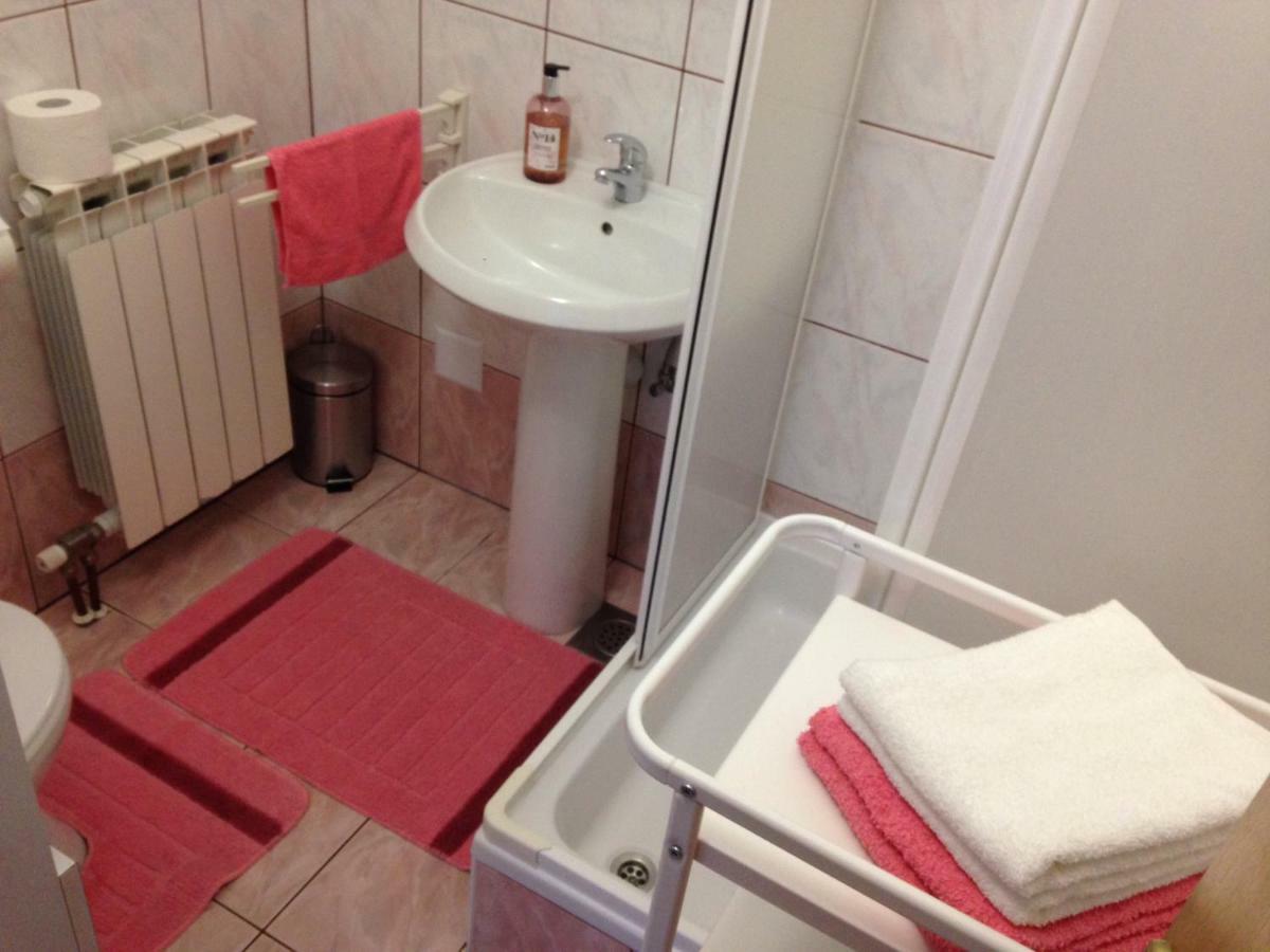 Sanmari Hotell Novi Vinodolski Exteriör bild