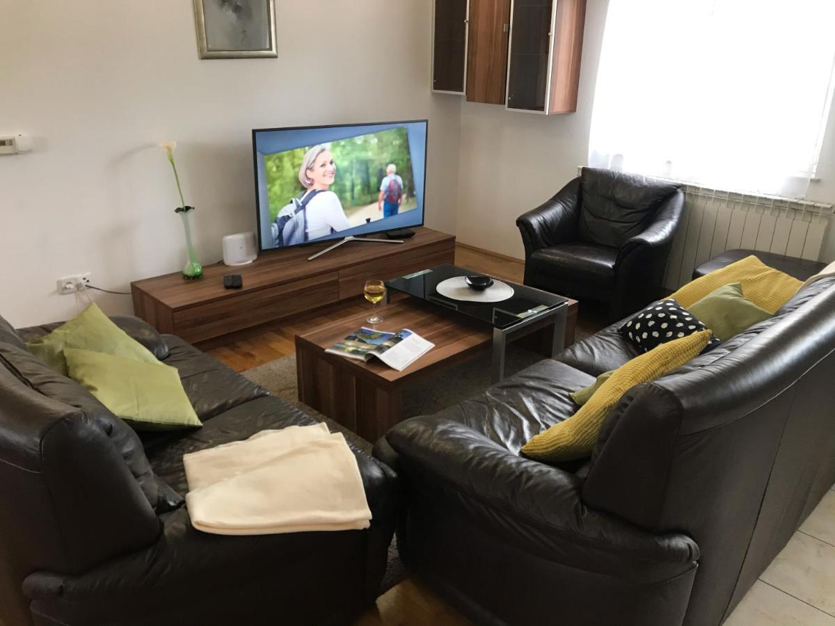 Sanmari Hotell Novi Vinodolski Exteriör bild